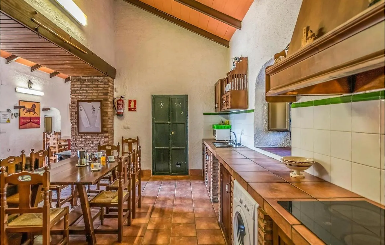 5 Bedroom Beautiful Home In Posadas