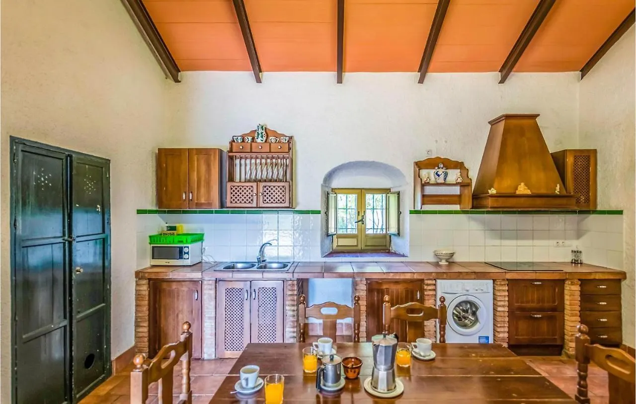 5 Bedroom Beautiful Home In Posadas Holiday home